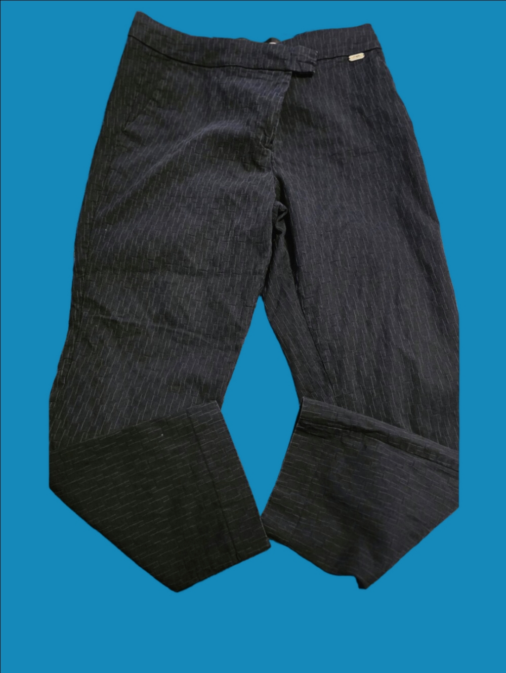 4/$25 Deal! Alfred Sung Navy Soft Stripe Crop Pants